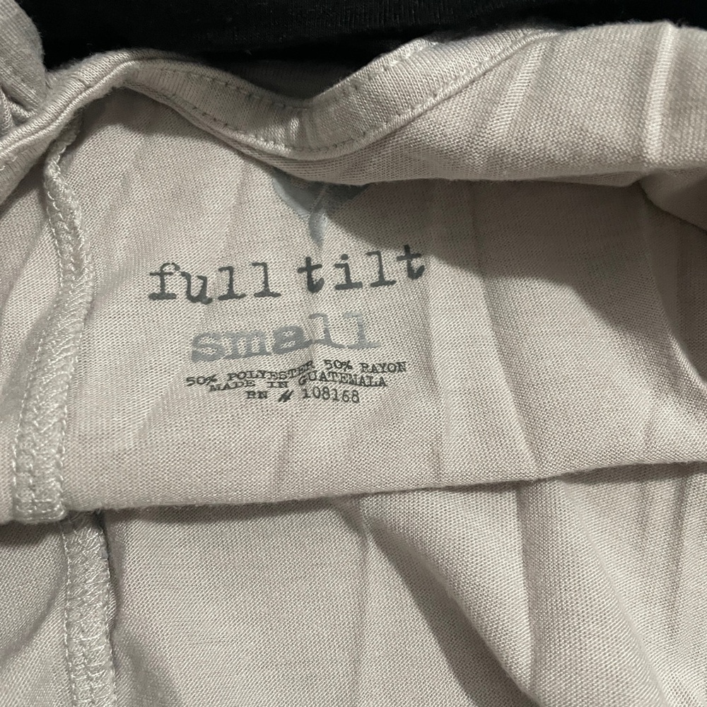 Full Tilt Light Gray Shirt - Picture 3 of 3